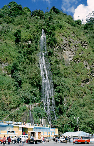 Cataratas en Ba�os
